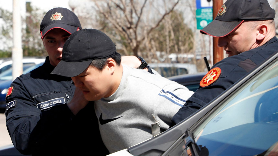 Южная Корея соперничает с США за право экстрадиции До Квона