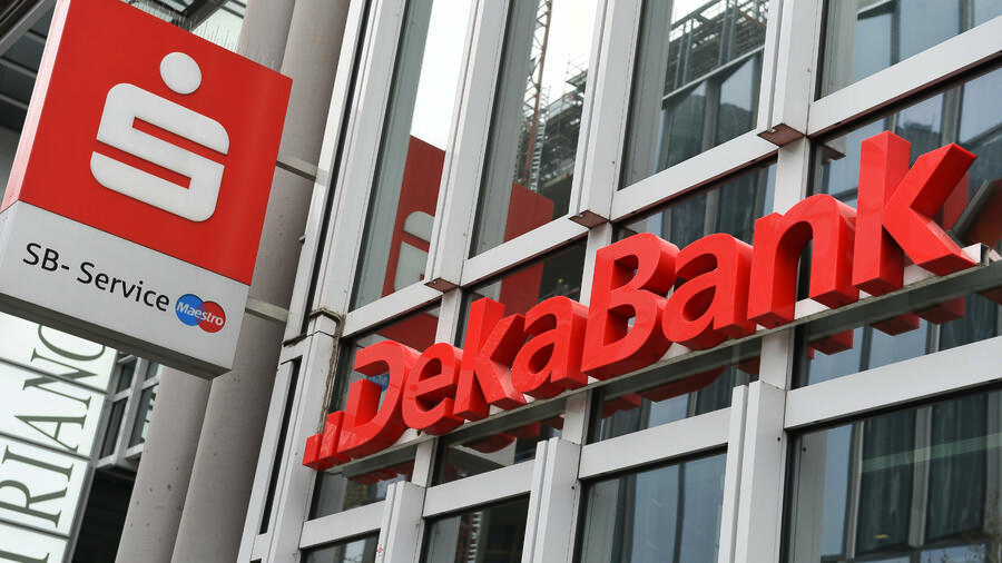 German DekaBank launches cryptocurrency custody service